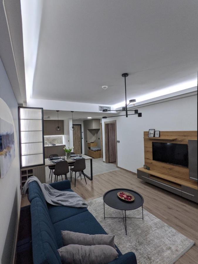 Sky Side Luxury Condo Skopje Buitenkant foto