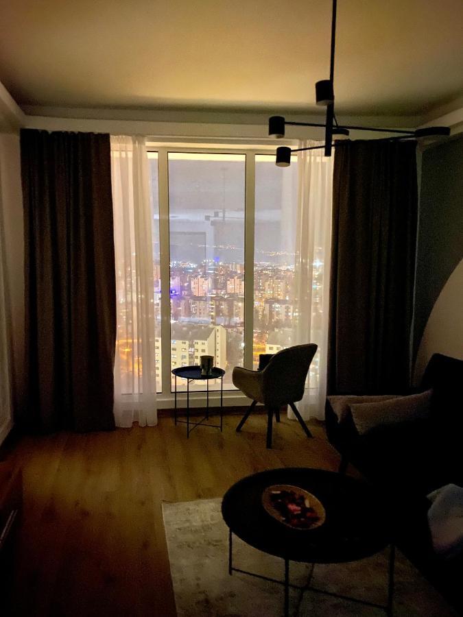 Sky Side Luxury Condo Skopje Buitenkant foto