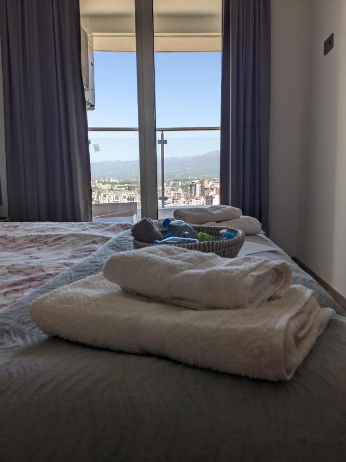 Sky Side Luxury Condo Skopje Buitenkant foto